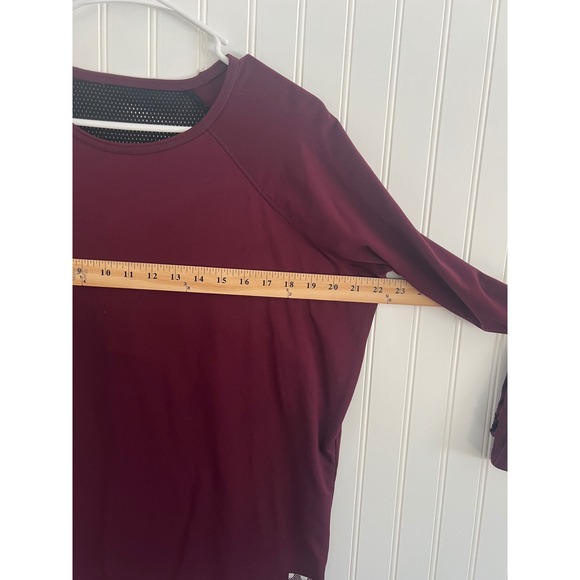 Victoria's Secret PINK Long Sleeve Active Top Burgundy Mesh Back Thumbholes S - Picture 7 of 8